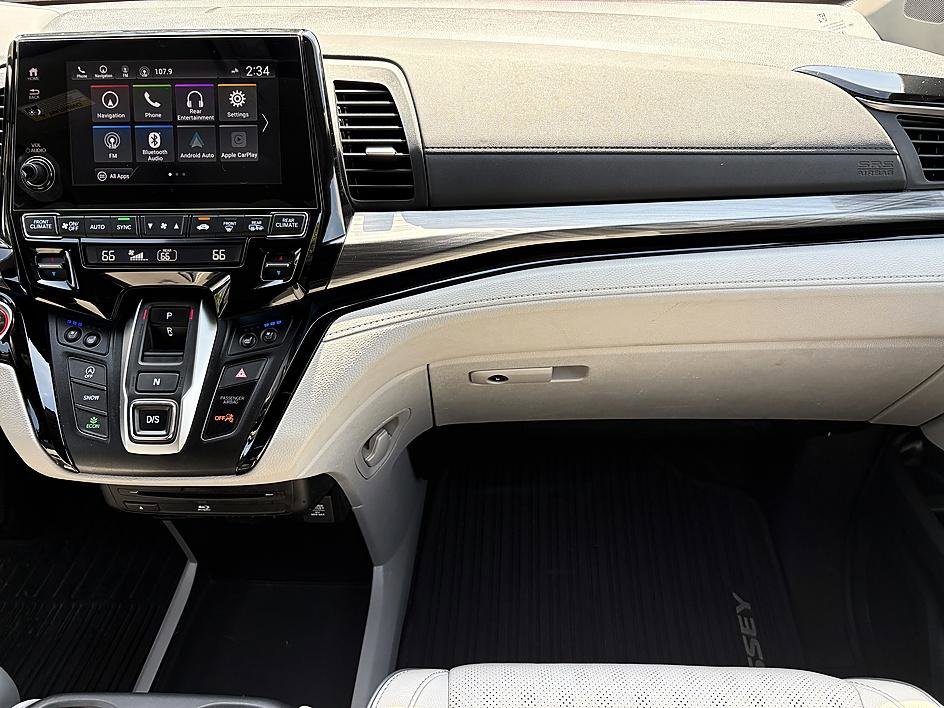 Used 2022 Honda Odyssey Elite image 16
