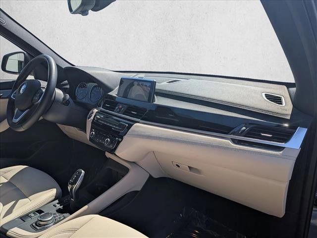 Used 2022 BMW X1 xDrive28i w/ Premium Package 2 AWD/4WD image 22