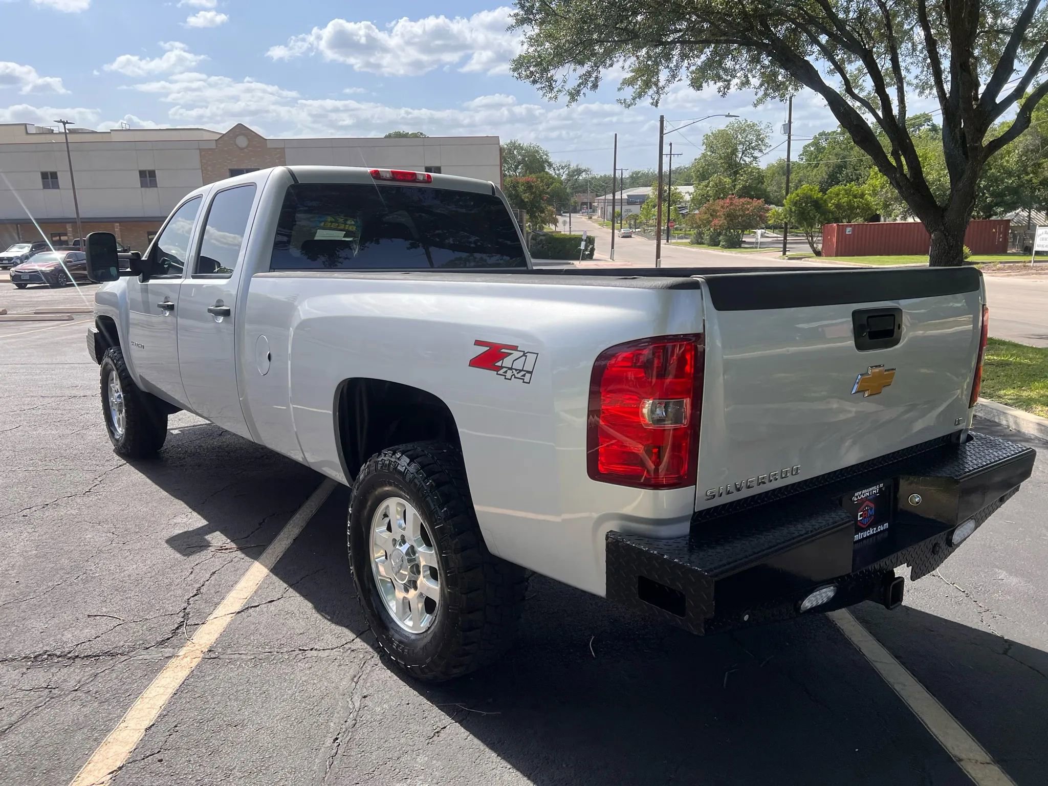 Used 2013 Chevrolet Silverado 2500 LT w/ Interior Plus Package image 8