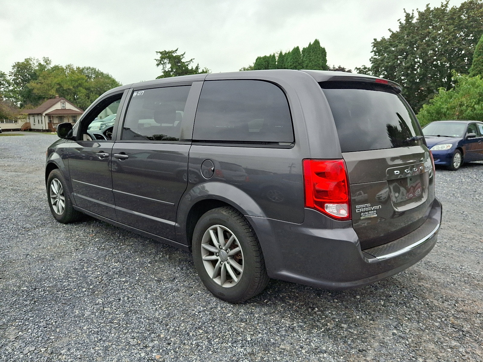 Used 2016 Dodge Grand Caravan SE image 5