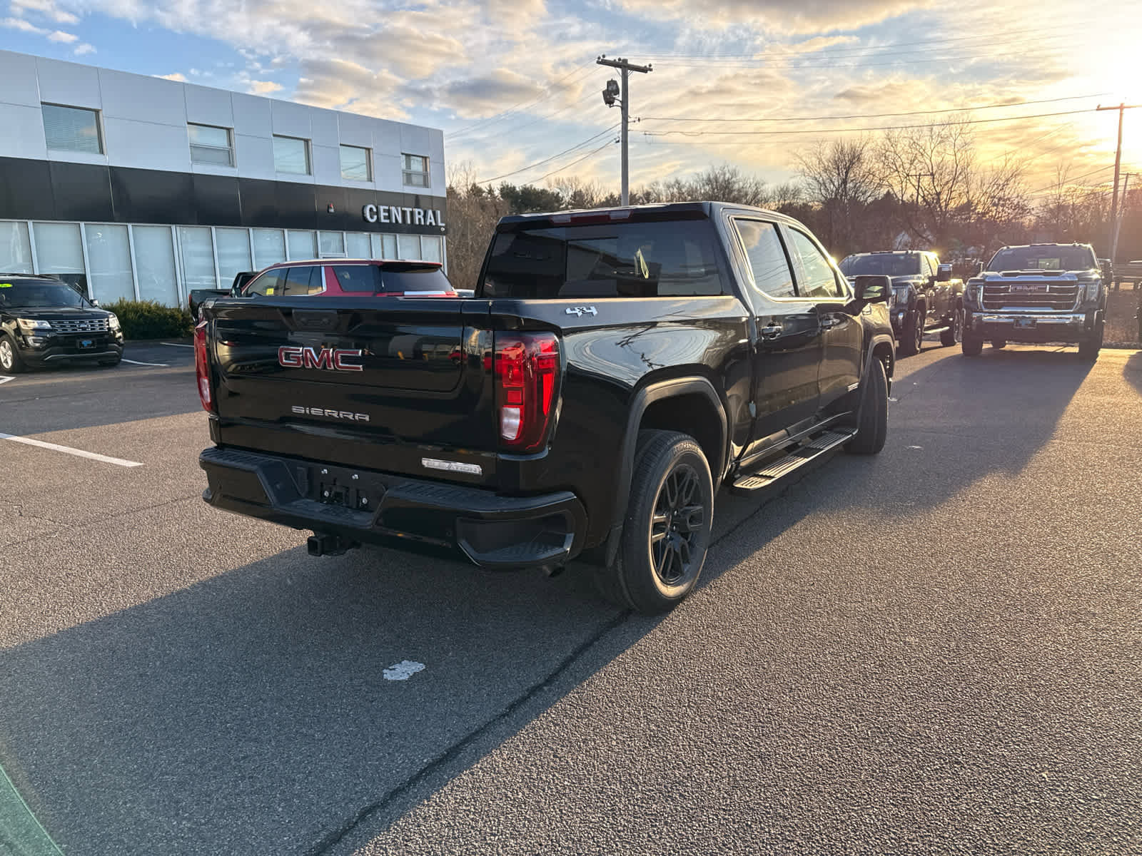 New 2026 GMC Sierra 1500 Elevation w/ Elevation Premium Package image 7
