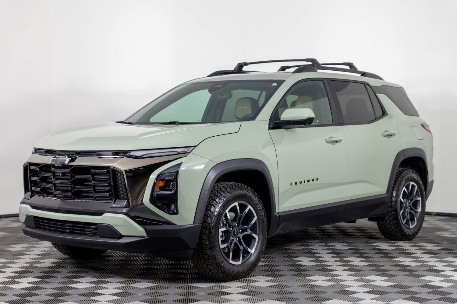 Used 2025 Chevrolet Equinox ACTIV w/ Safety and Technology Package