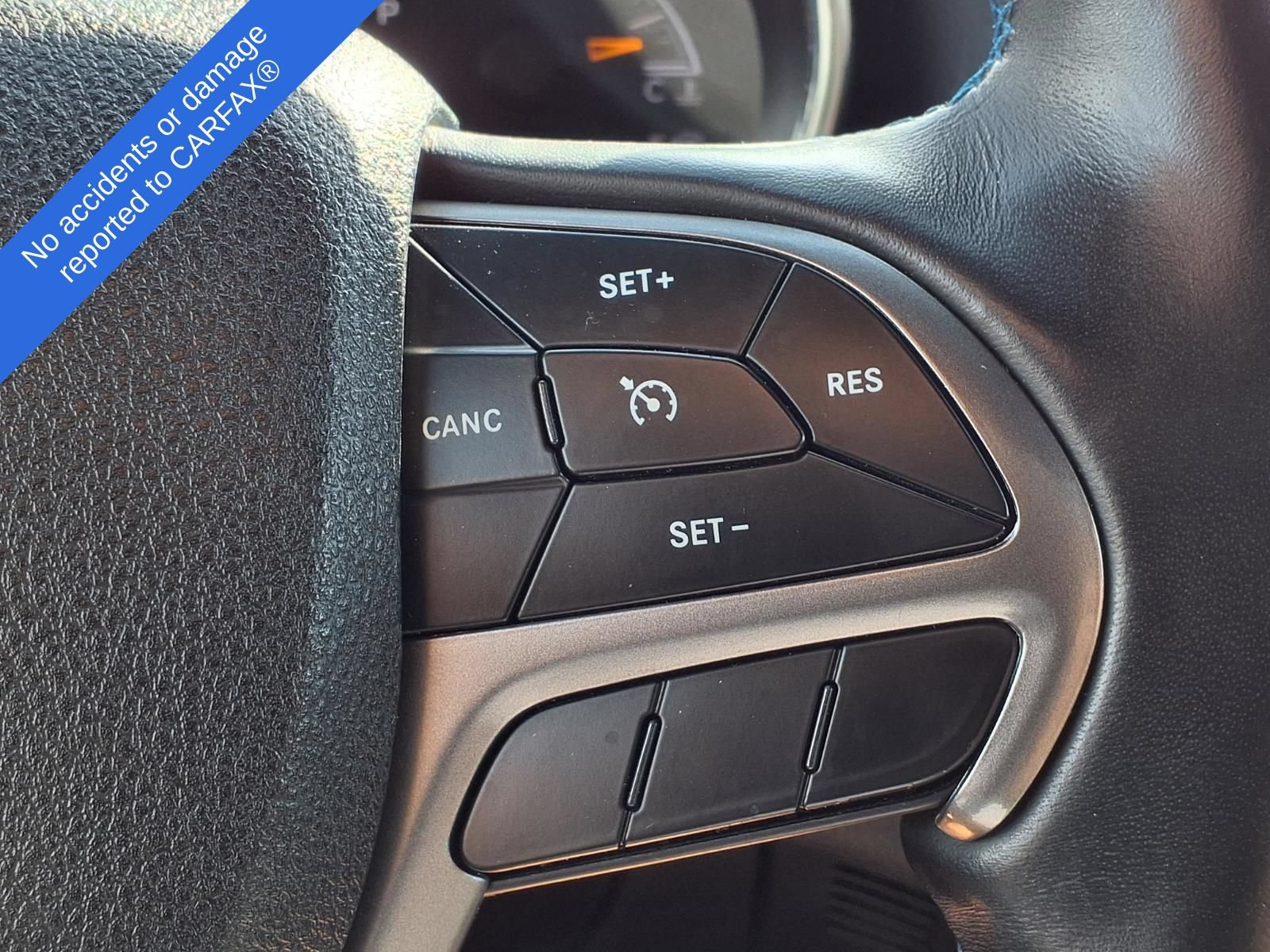 Used 2018 Jeep Grand Cherokee Laredo AWD/4WD image 29