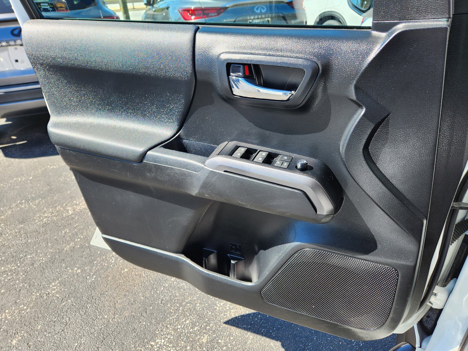 Used 2019 Toyota Tacoma TRD Sport image 23