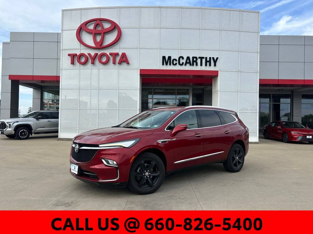 Used 2023 Buick Enclave Essence w/ Sport Touring Edition FWD image 1