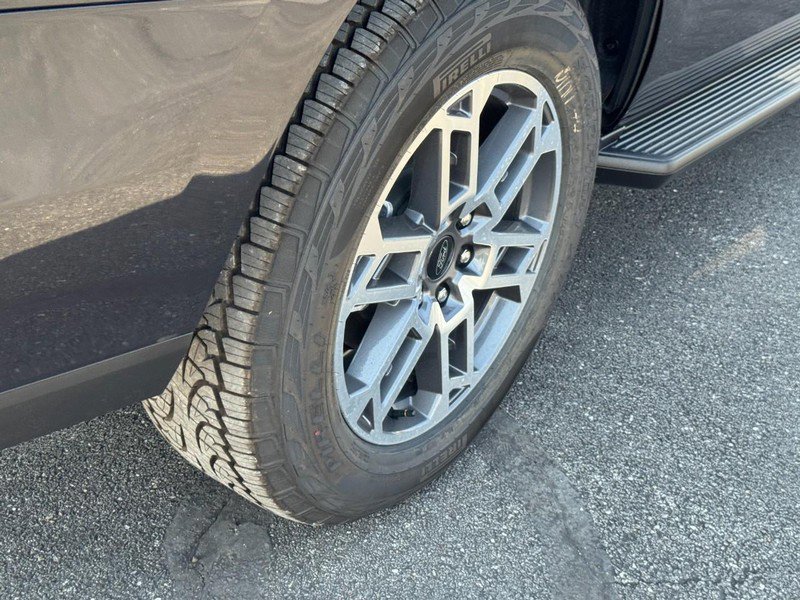 New 2025 Ford Expedition Max Active image 5