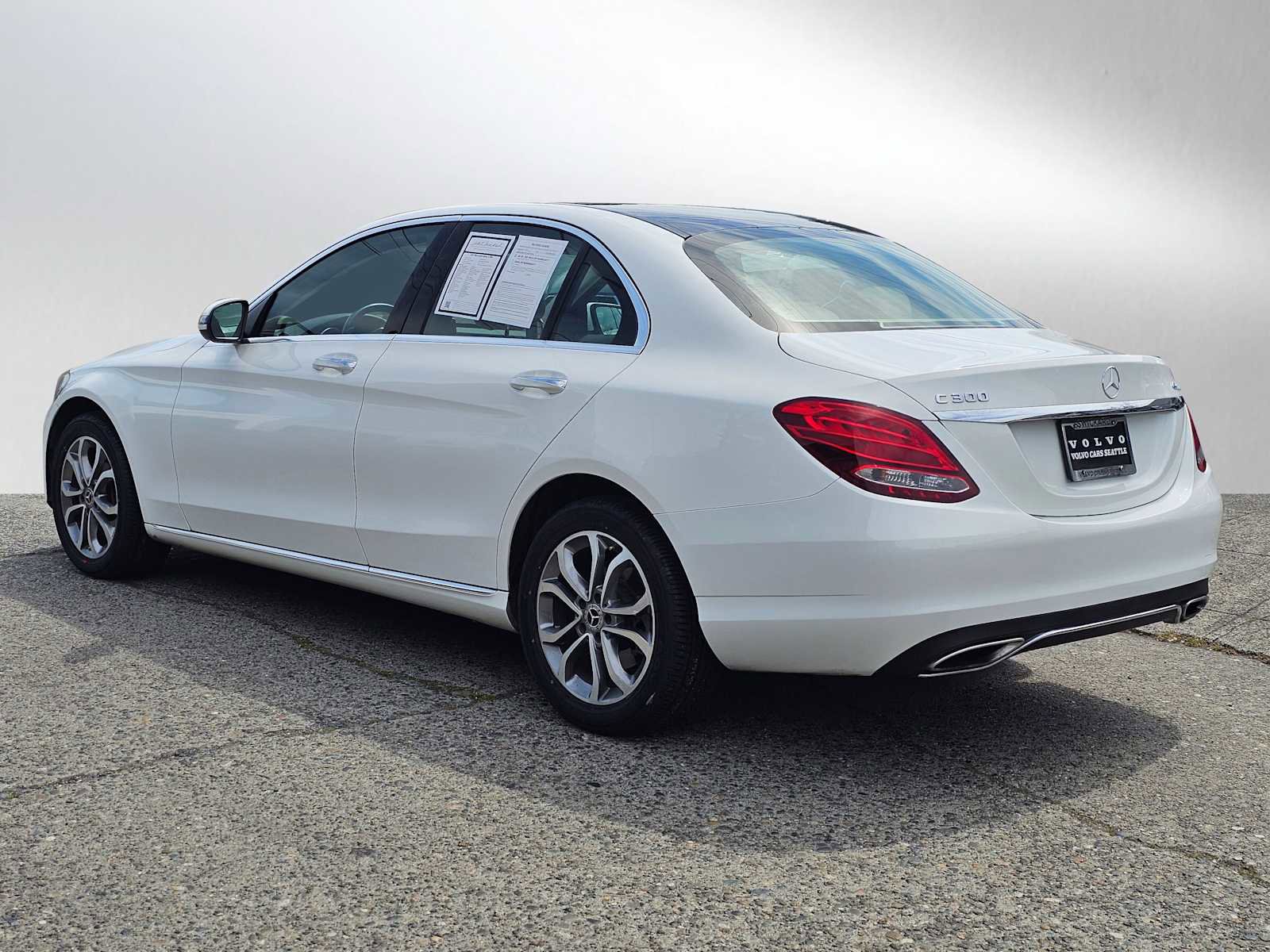 Used 2017 Mercedes-Benz C 300 4MATIC Sedan image 5