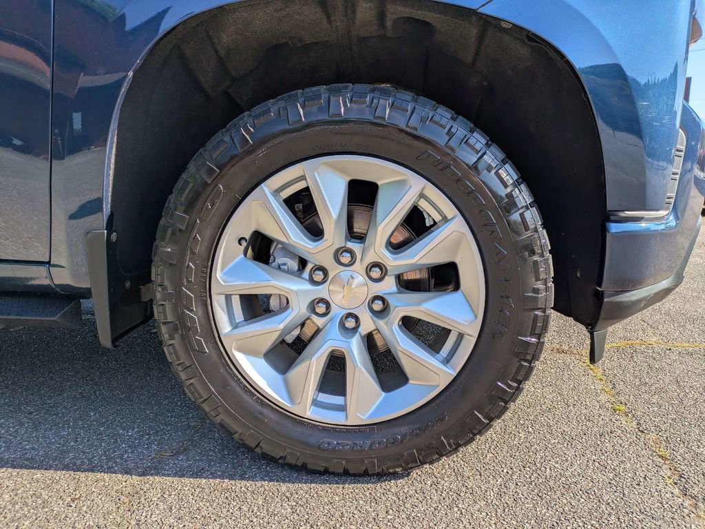 Used 2020 Chevrolet Silverado 1500 Custom w/ Custom Value Package RWD image 12