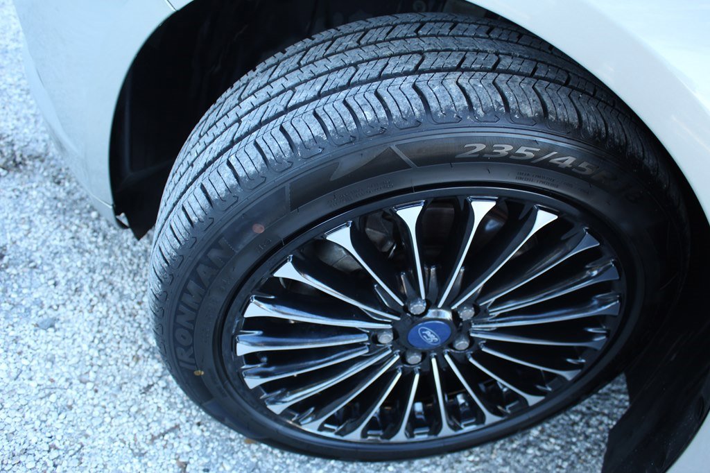 Used 2015 Ford Fusion Titanium image 9