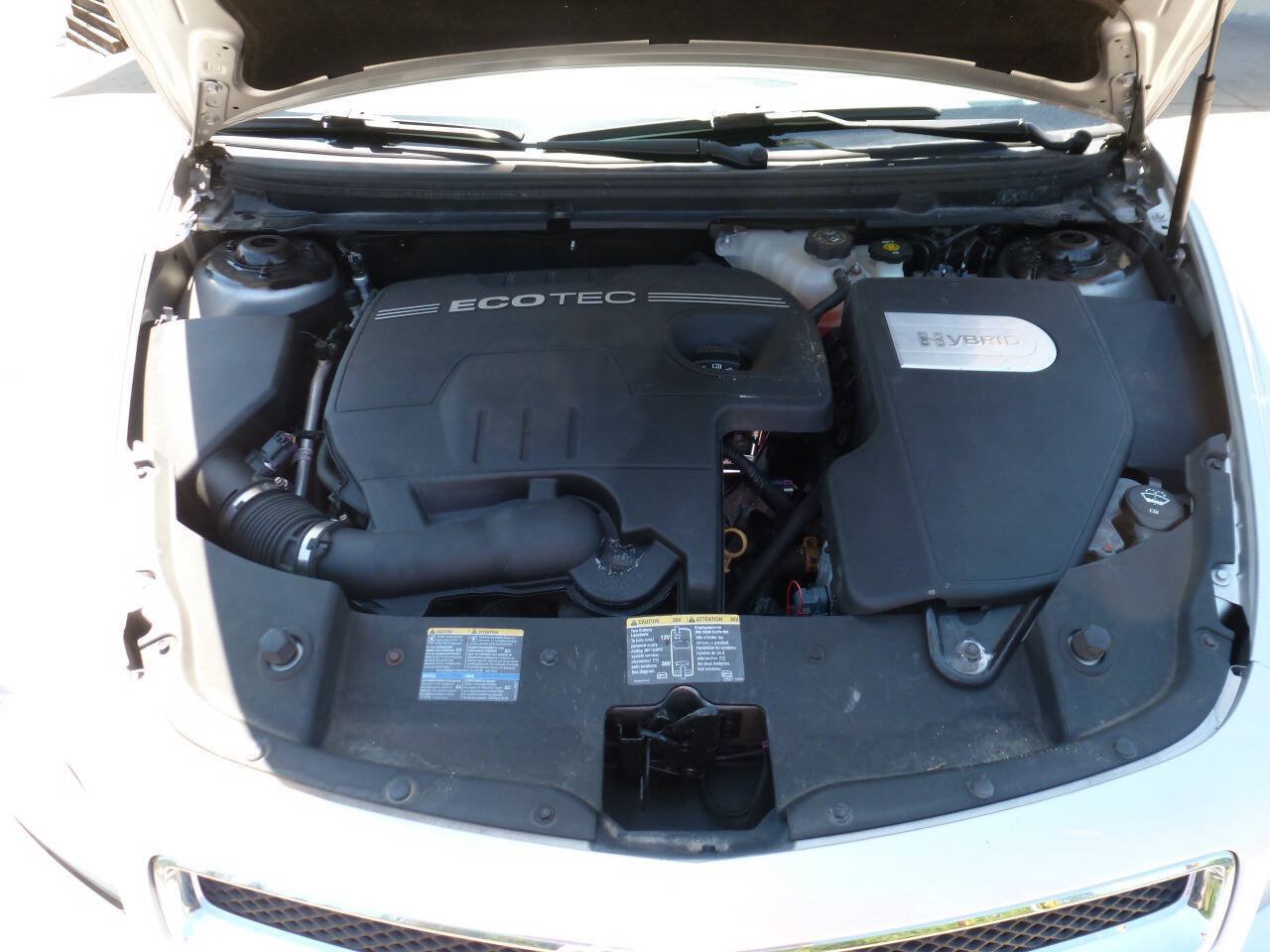 Used 2010 Chevrolet Malibu Hybrid FWD image 15