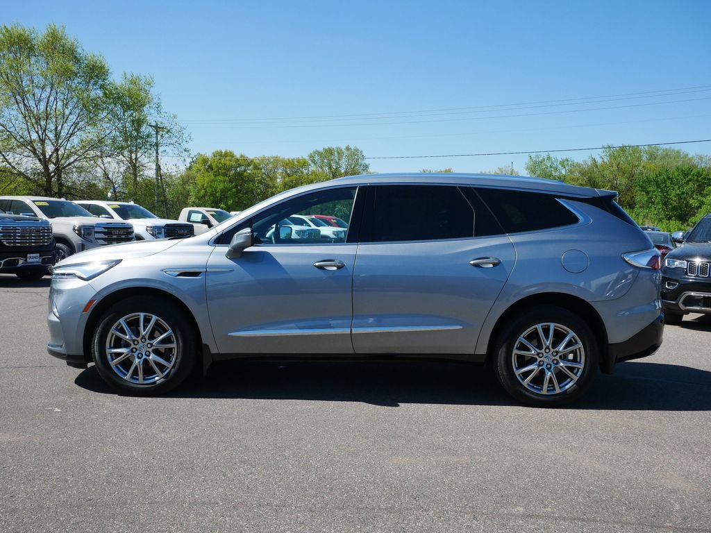 Used 2023 Buick Enclave Premium w/ Experience Buick Package AWD/4WD image 6