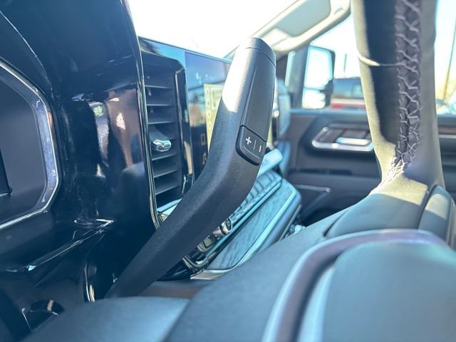 Used 2024 GMC Sierra 2500 SLT w/ SLT Premium Package image 27