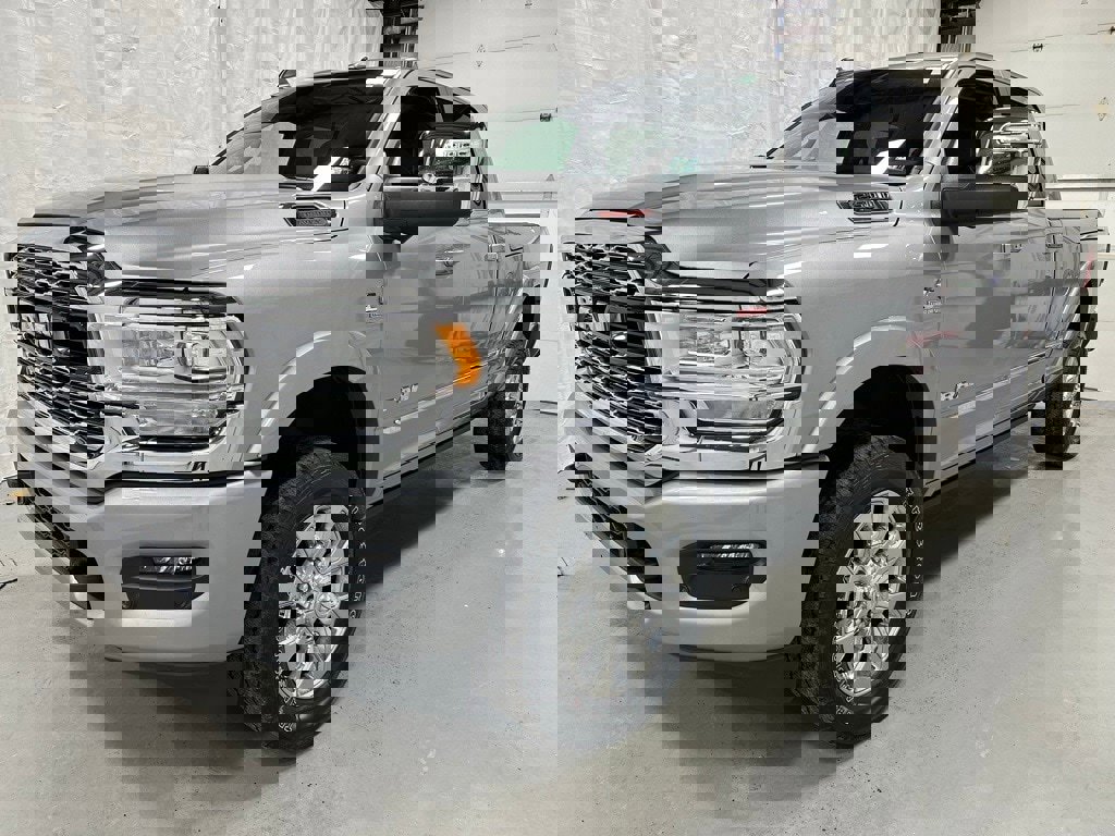 Used 2024 RAM 2500 Limited image 3