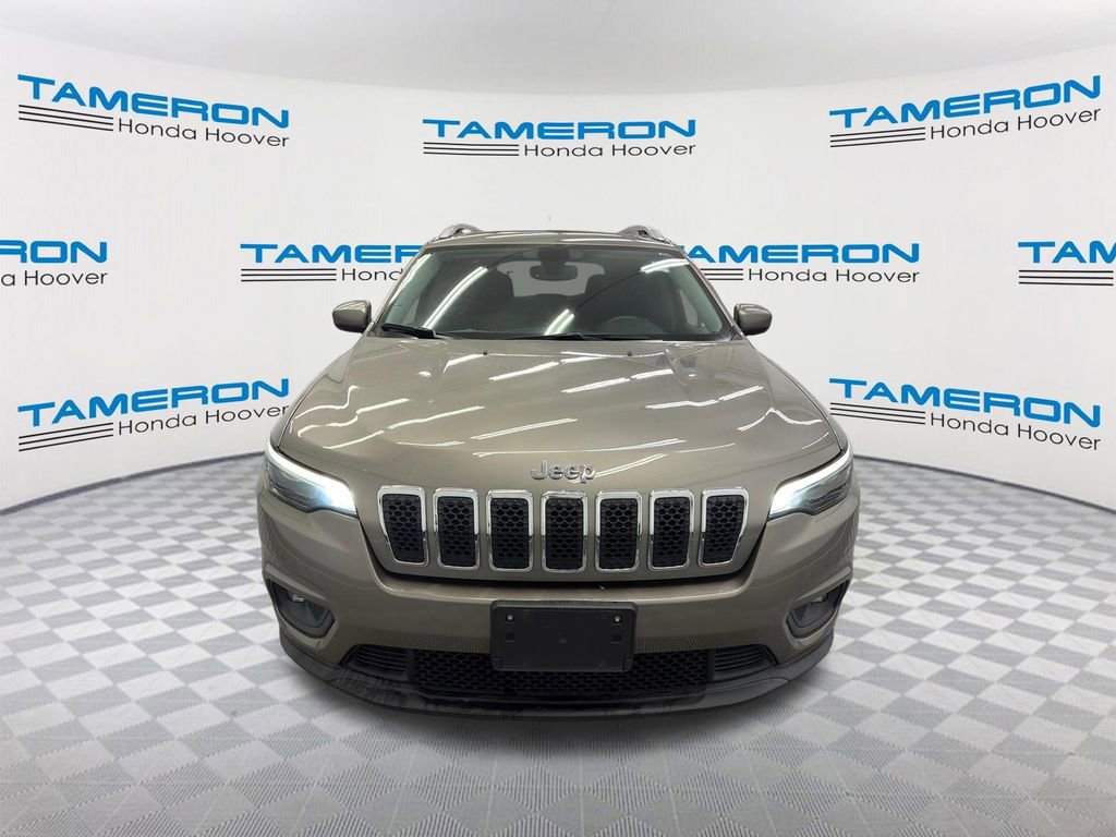 Used 2019 Jeep Cherokee Latitude Plus w/ Comfort/Convenience Group image 8