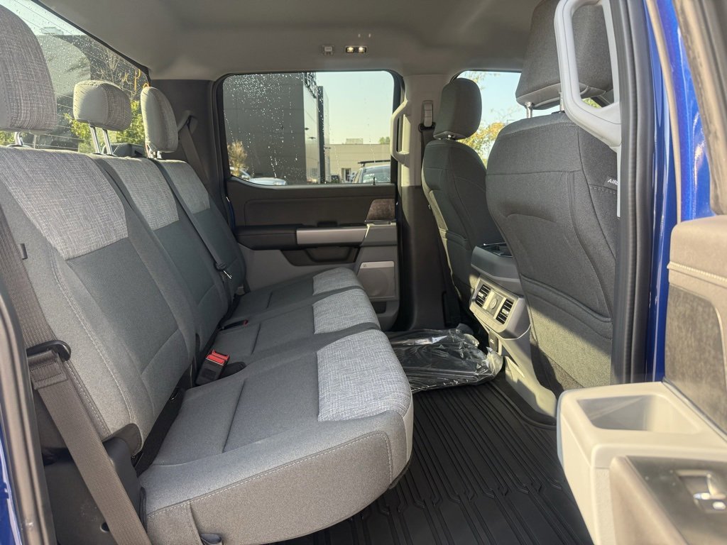 New 2026 Ford F250 XLT w/ XLT Premium Package image 13