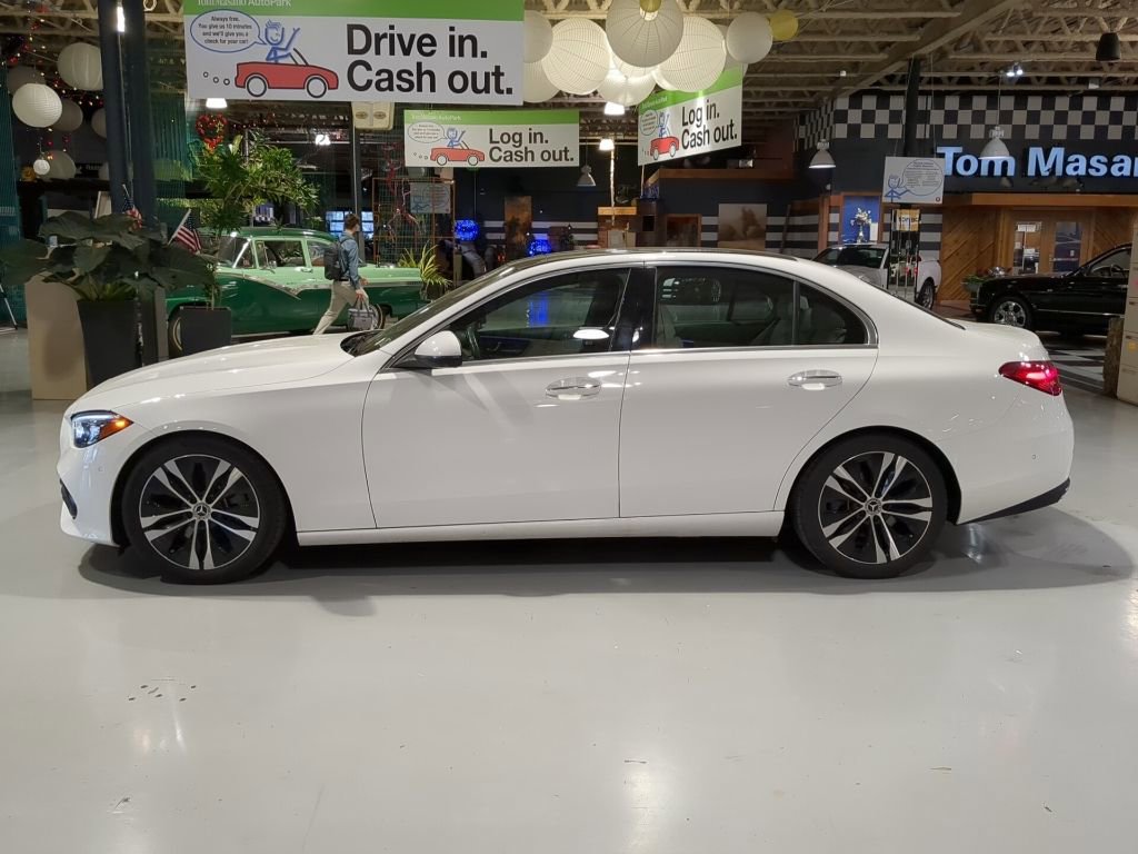 Used 2022 Mercedes-Benz C 300 4MATIC Sedan image 12