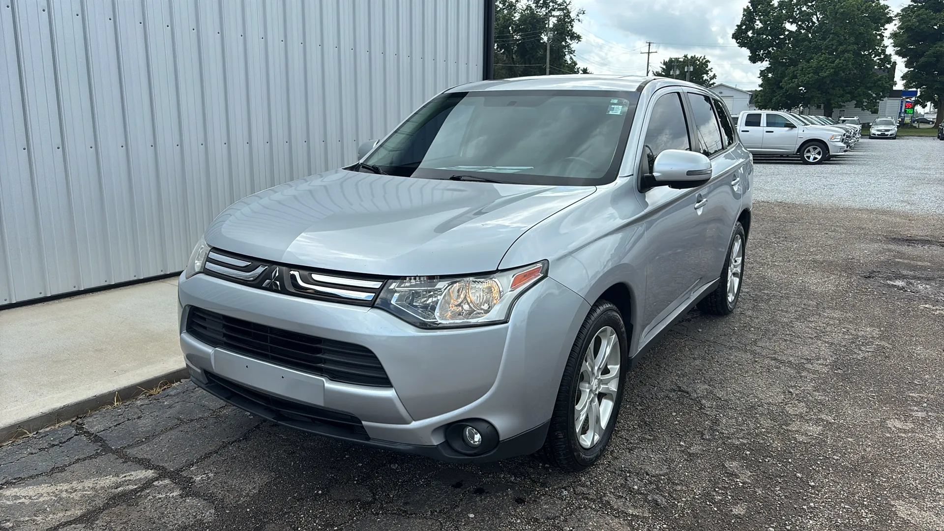 Used 2014 Mitsubishi Outlander SE FWD image 8