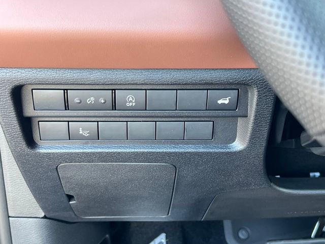 New 2026 Mitsubishi Outlander SEL FWD image 16