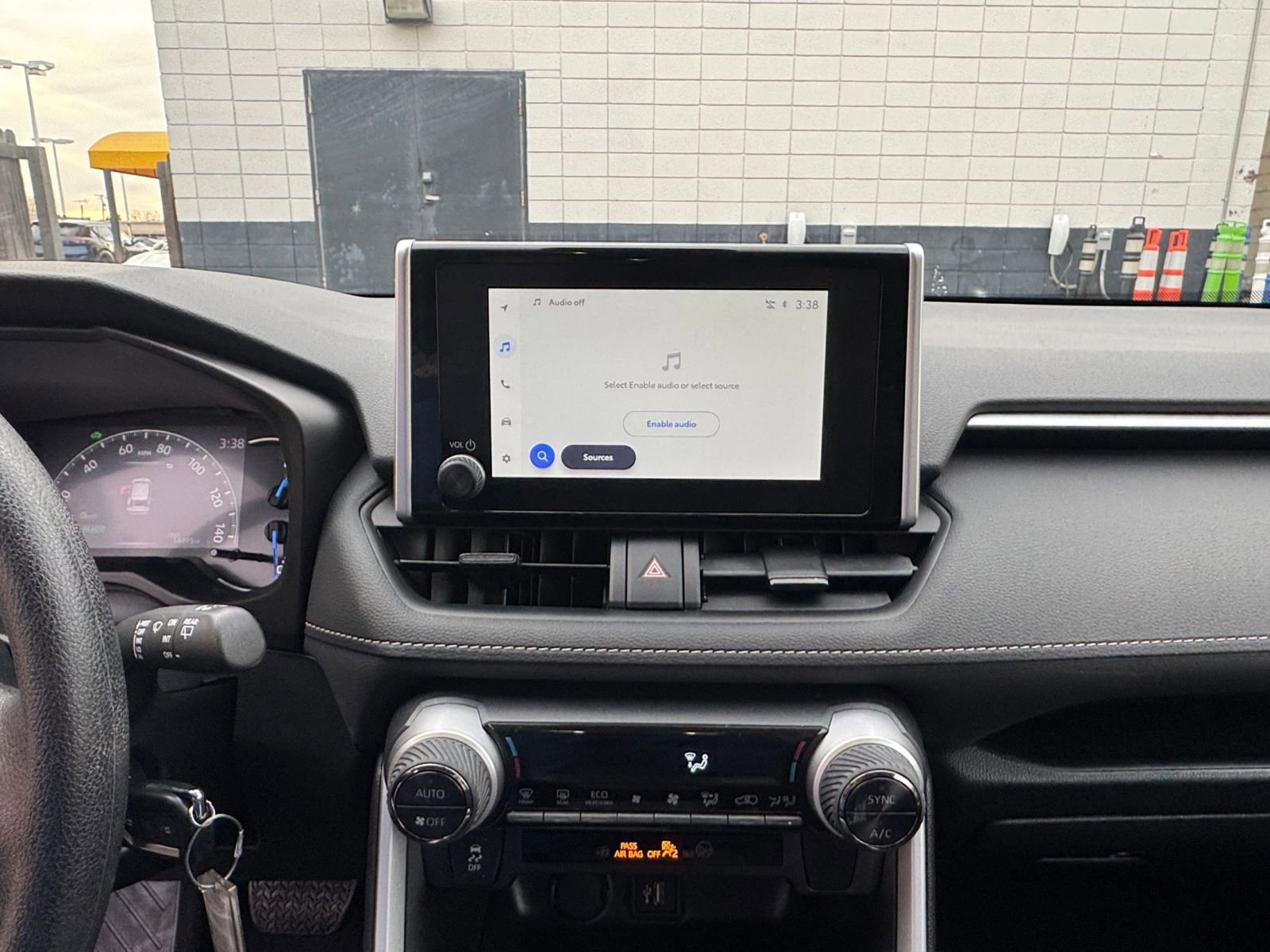 Used 2025 Toyota RAV4 LE image 18