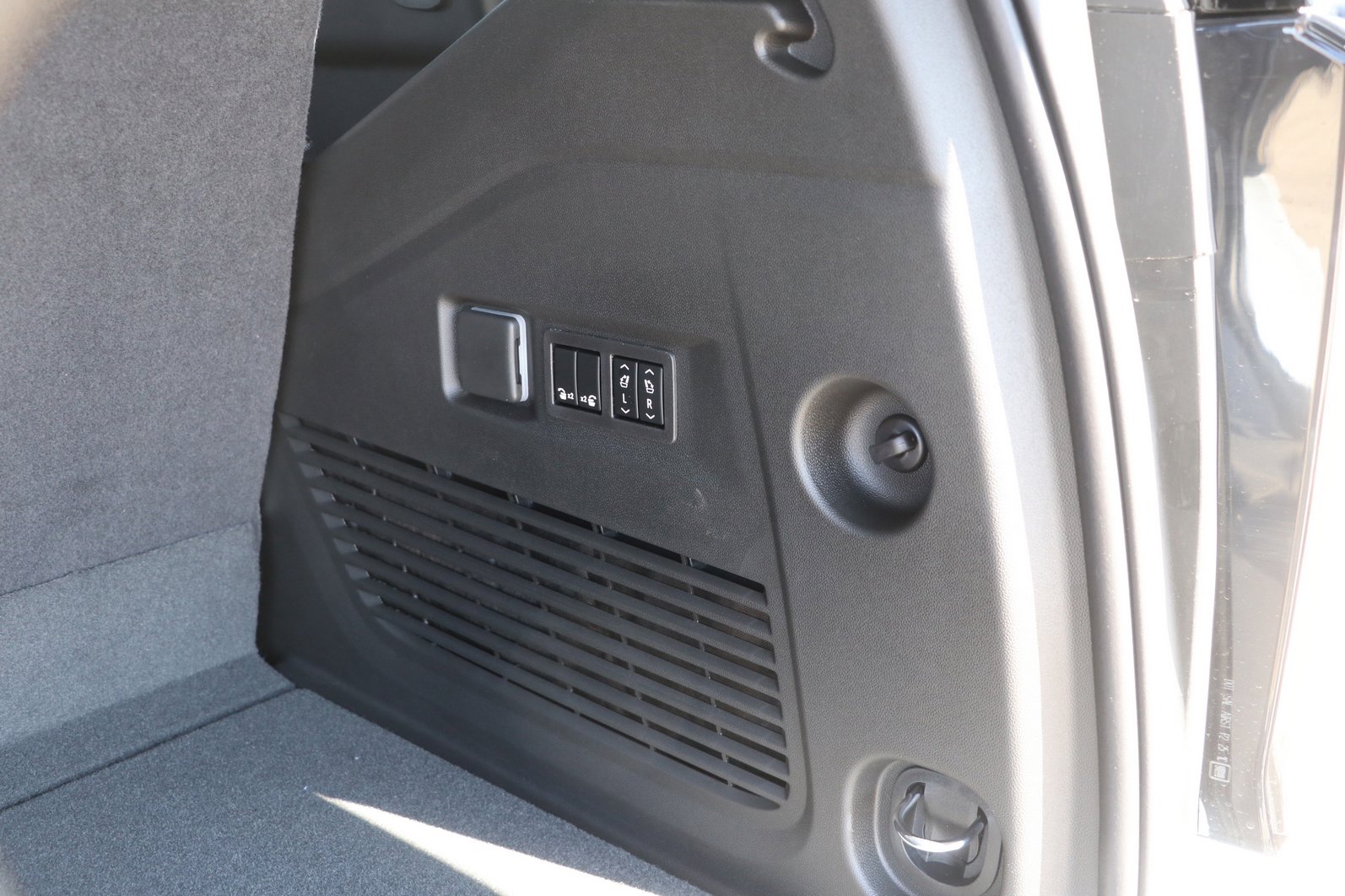 New 2026 Chevrolet Tahoe Premier image 34