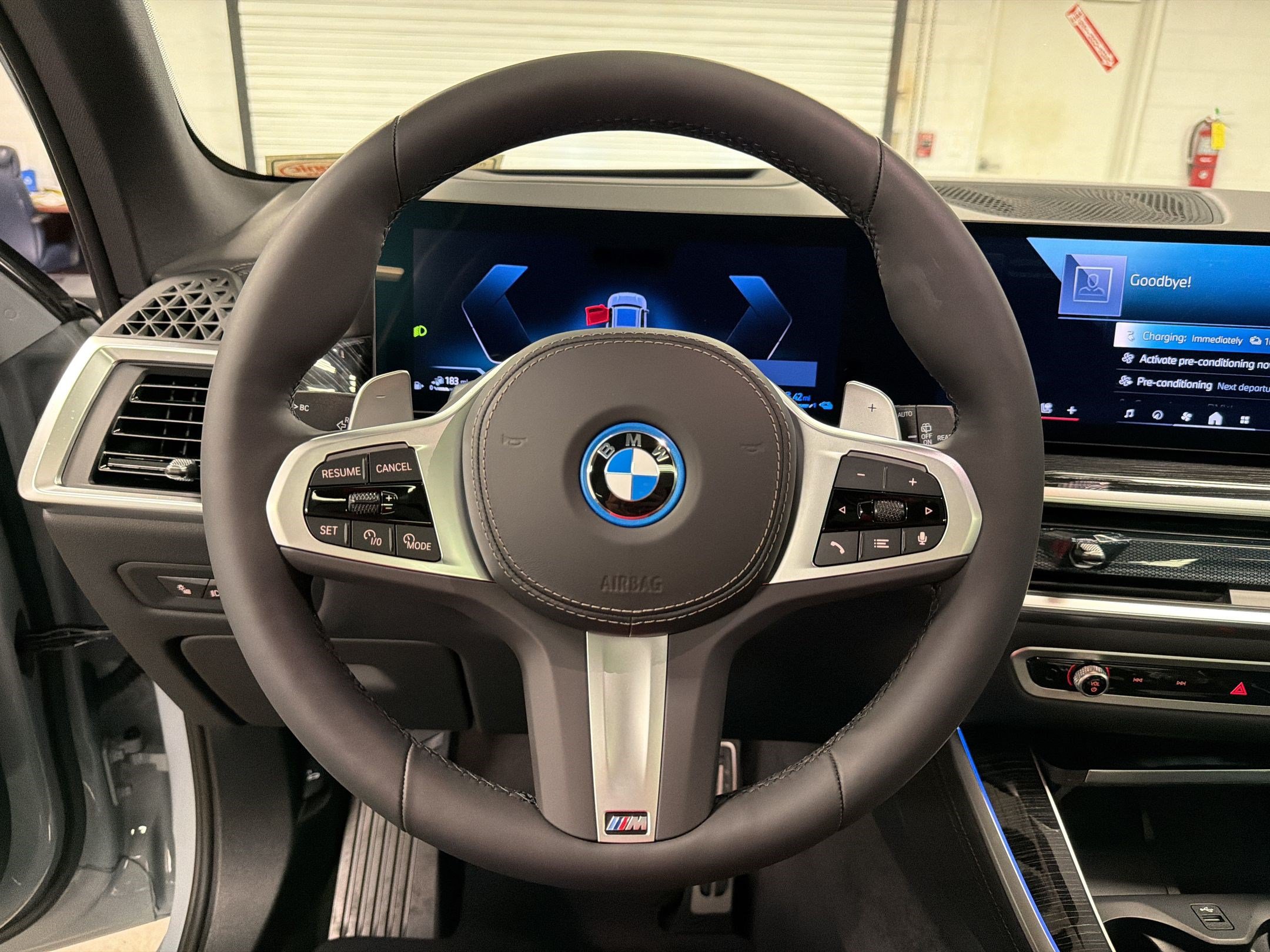 New 2026 BMW X5 xDrive50e w/ M Sport Package AWD/4WD image 10