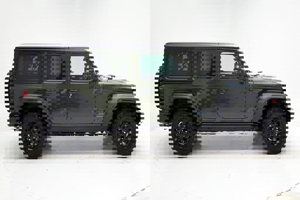 Used 2023 Jeep Wrangler Unlimited w/ Cold Weather Group video 2