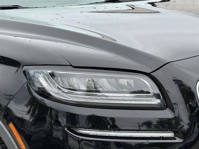 Used 2023 Lincoln Nautilus Reserve w/ Monochromatic Package AWD/4WD image 8