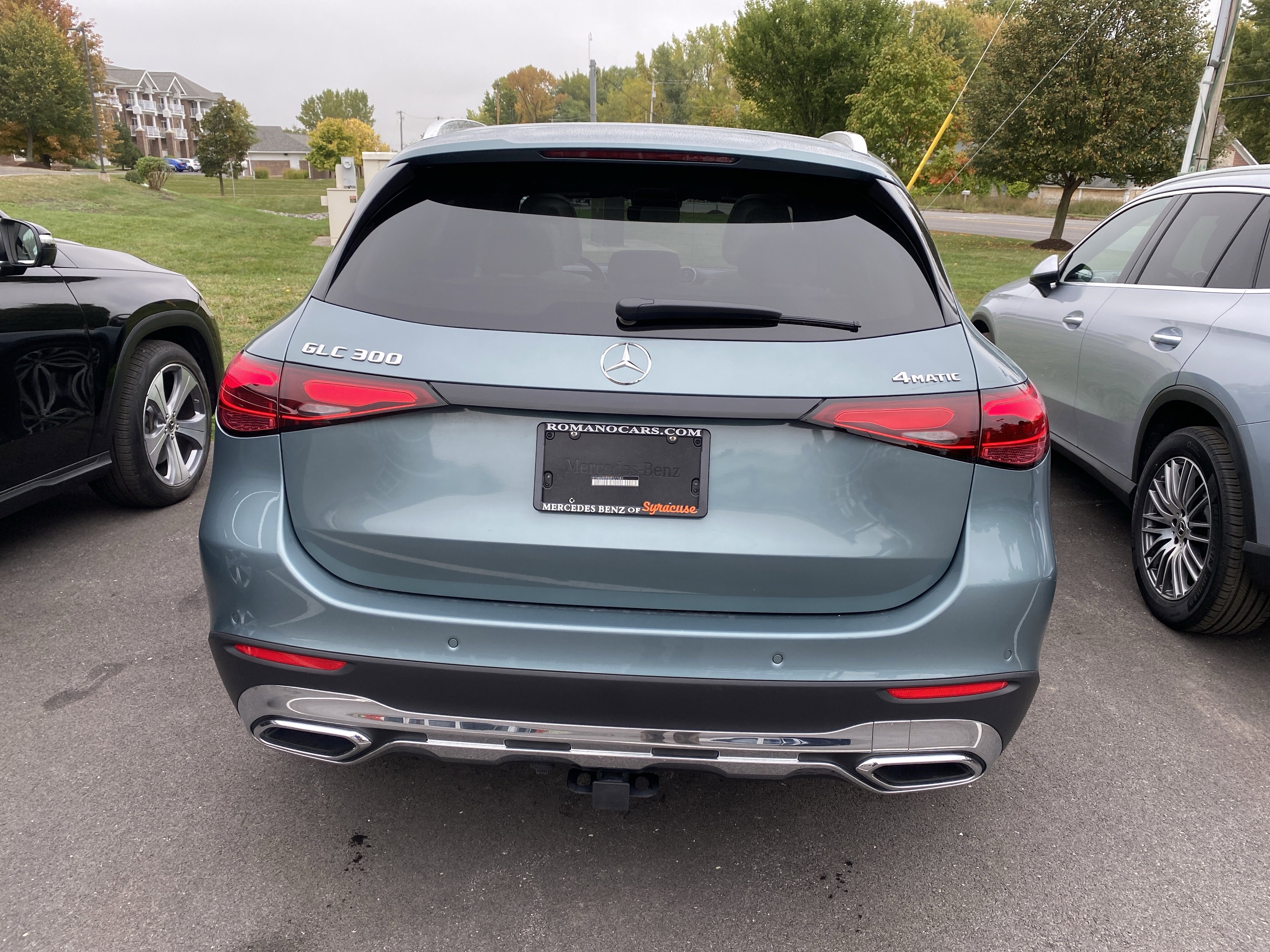 Used 2025 Mercedes-Benz GLC 300 4MATIC image 6