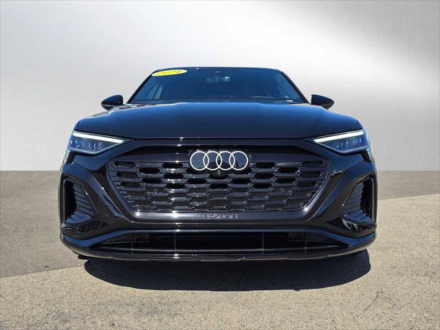 Used 2024 Audi SQ8 e-tron Prestige w/ Prestige Package AWD/4WD image 8