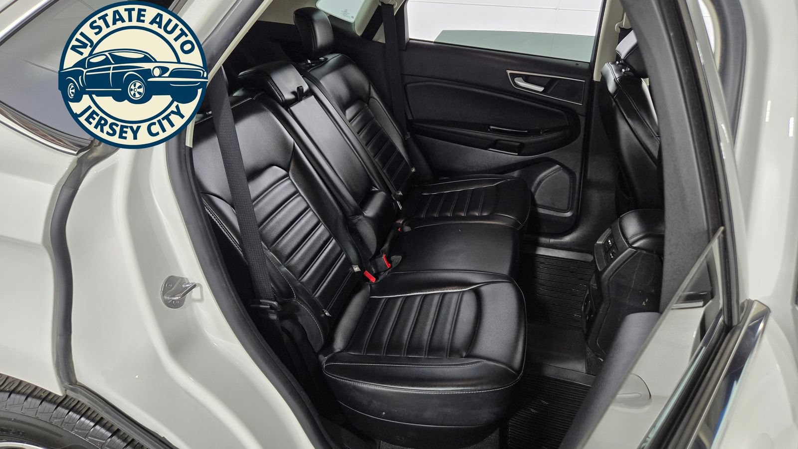 Used 2020 Ford Edge SEL w/ Convenience Package AWD/4WD image 5