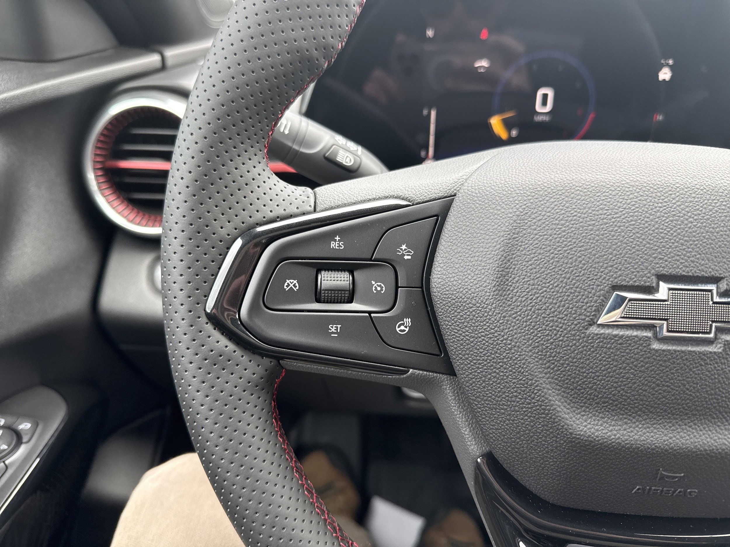 New 2026 Chevrolet Trax RS w/ Driver Confidence Package image 18