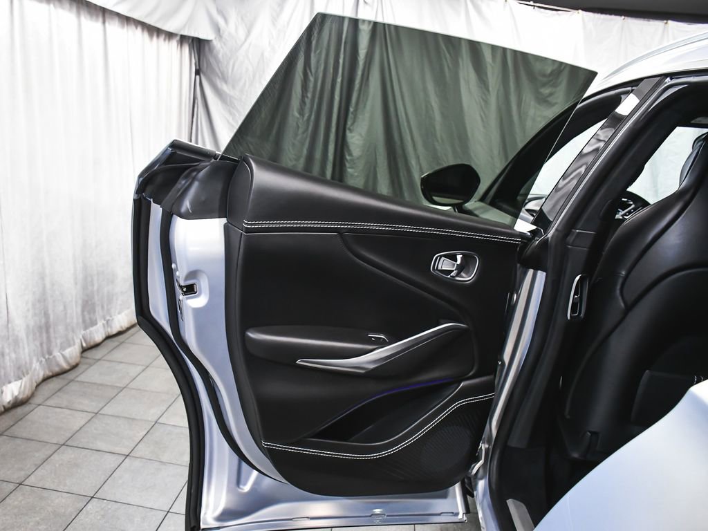 Used 2021 Aston Martin DBX image 11