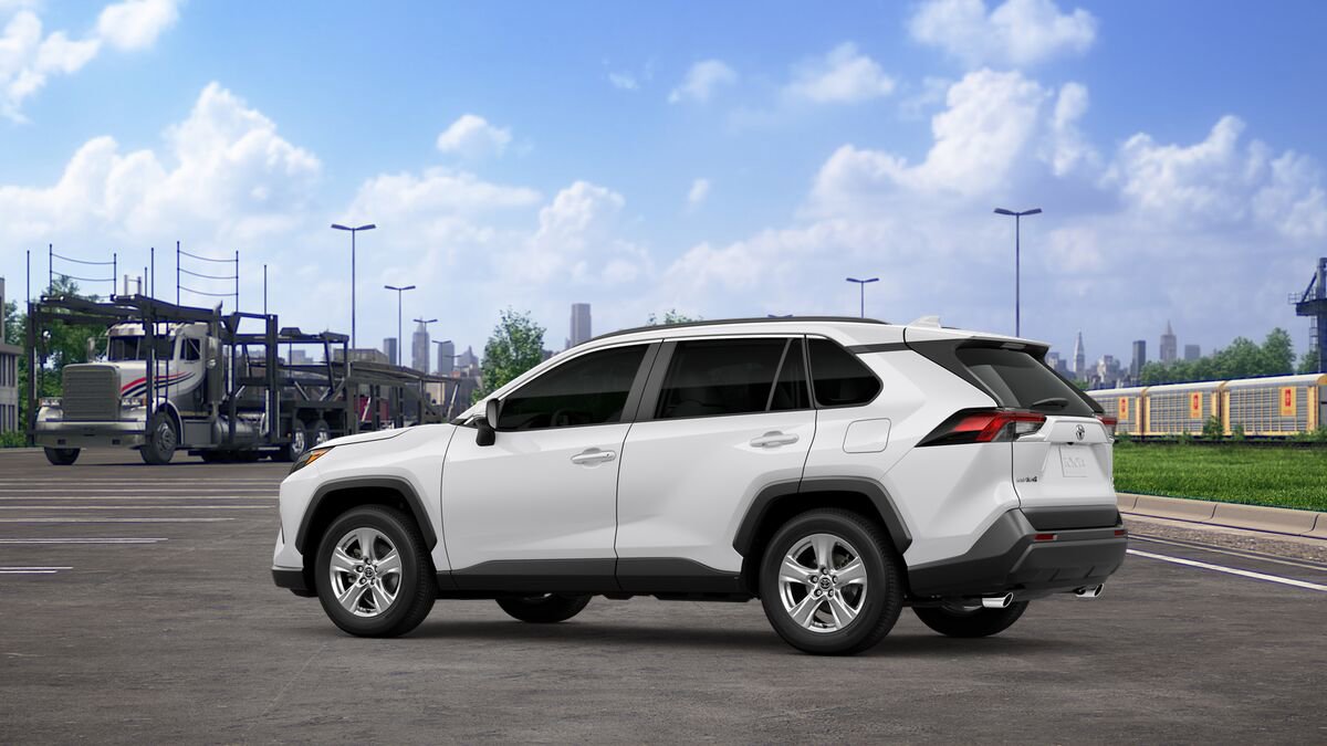 New 2025 Toyota RAV4 XLE image 5