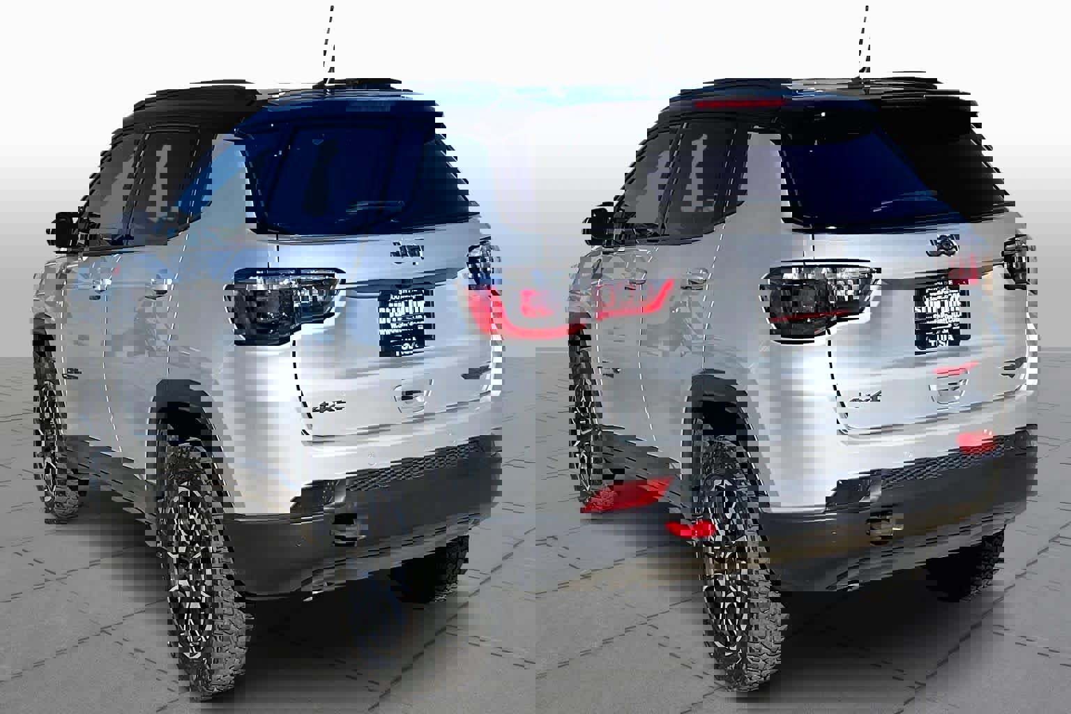 Certified 2024 Jeep Compass Trailhawk image 12