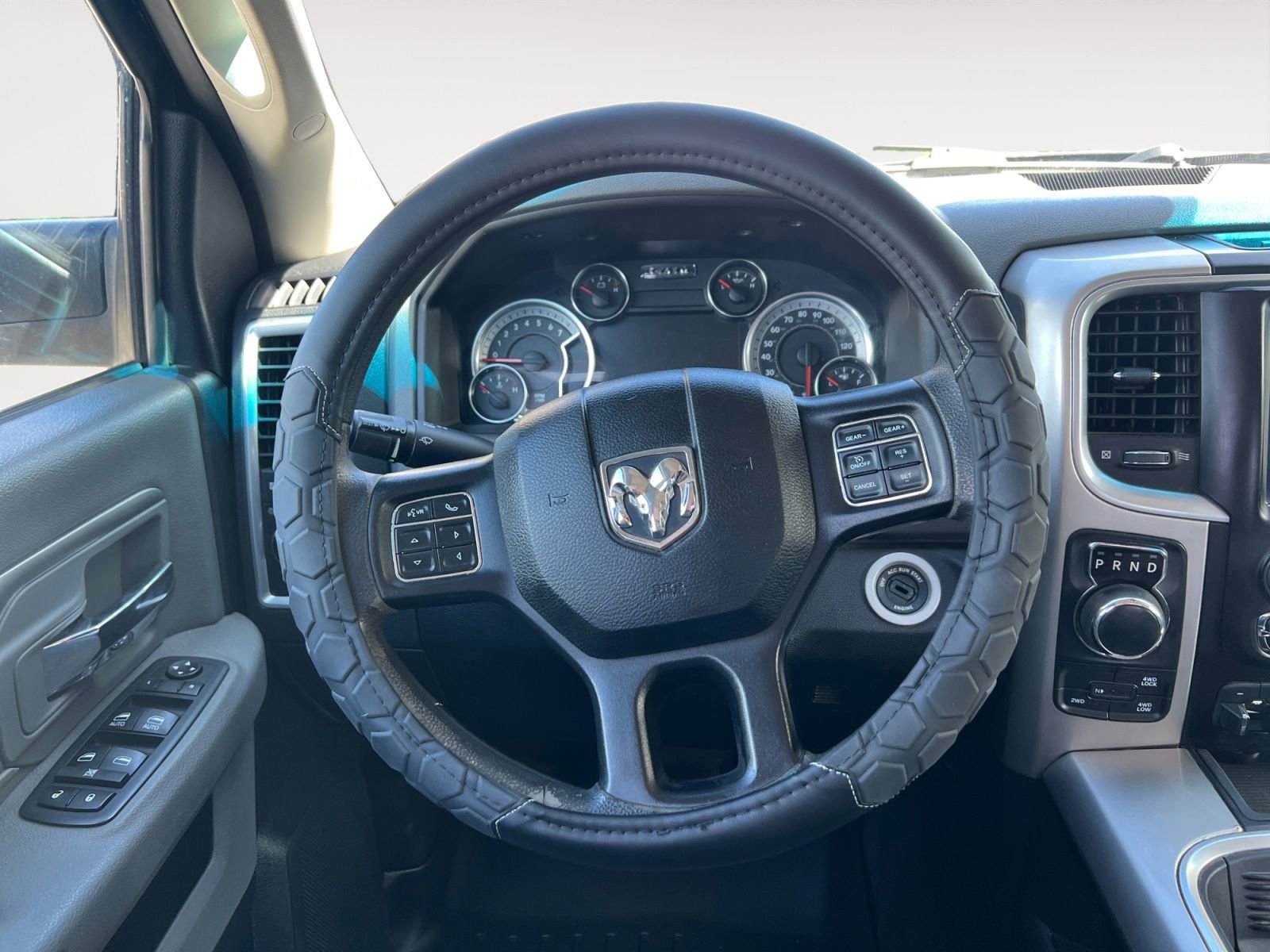 Used 2018 RAM 1500 Outdoorsman AWD/4WD image 12