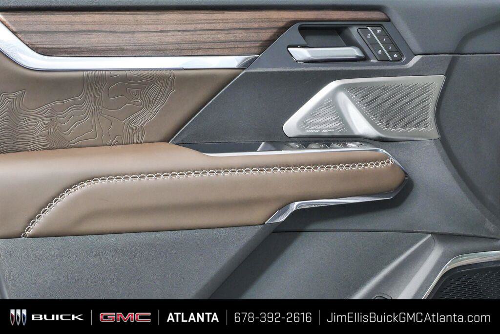 New 2027 GMC Acadia Denali Ultimate FWD image 7