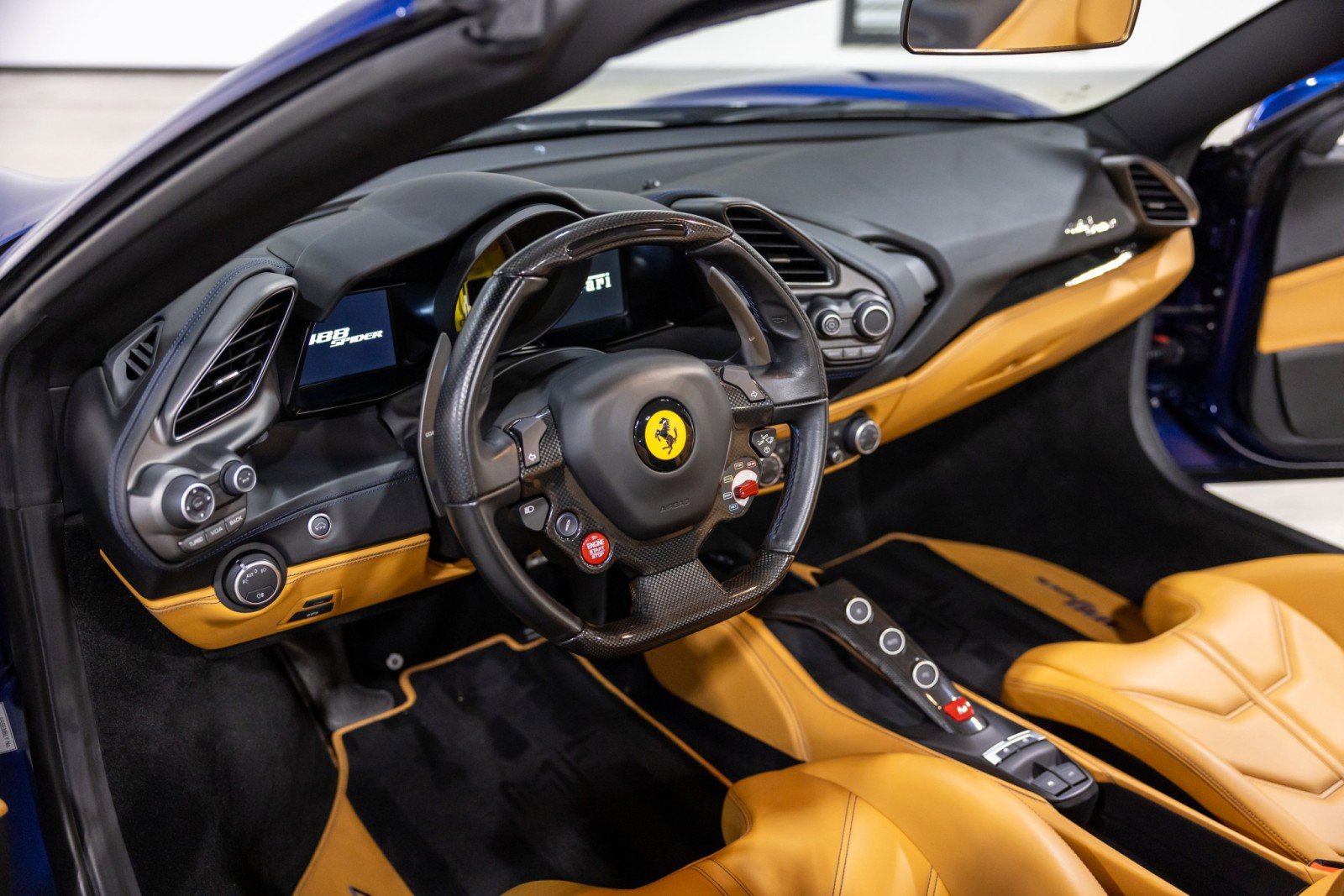 Used 2019 Ferrari 488 Spider image 37