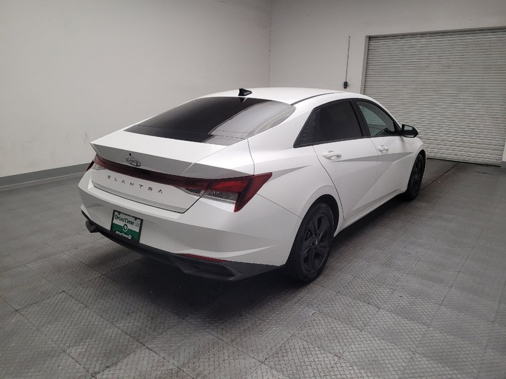 Used 2021 Hyundai Elantra SEL w/ Convenience Package FWD image 9