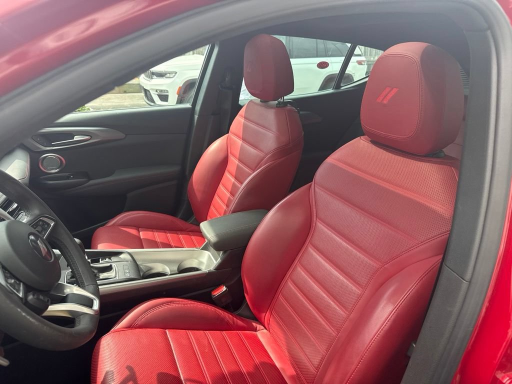 Used 2024 Dodge Hornet R/T Plus w/ R/T Blacktop Package AWD/4WD image 6