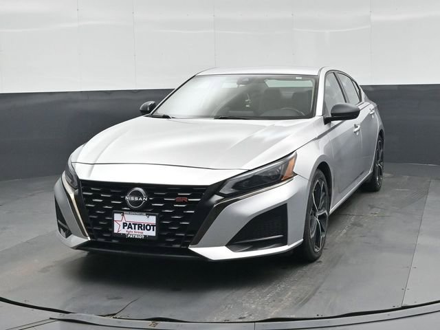 Used 2023 Nissan Altima 2.5 SR image 8