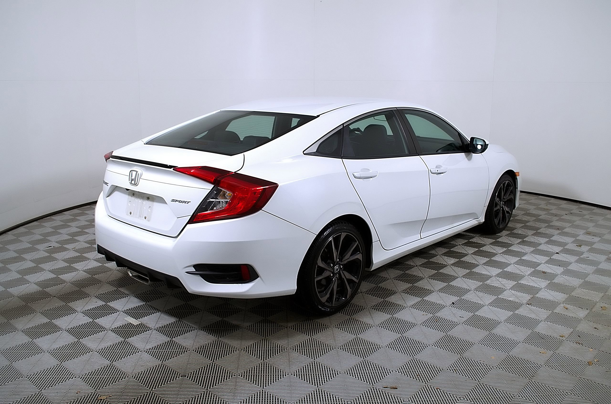 Used 2019 Honda Civic Sport image 7