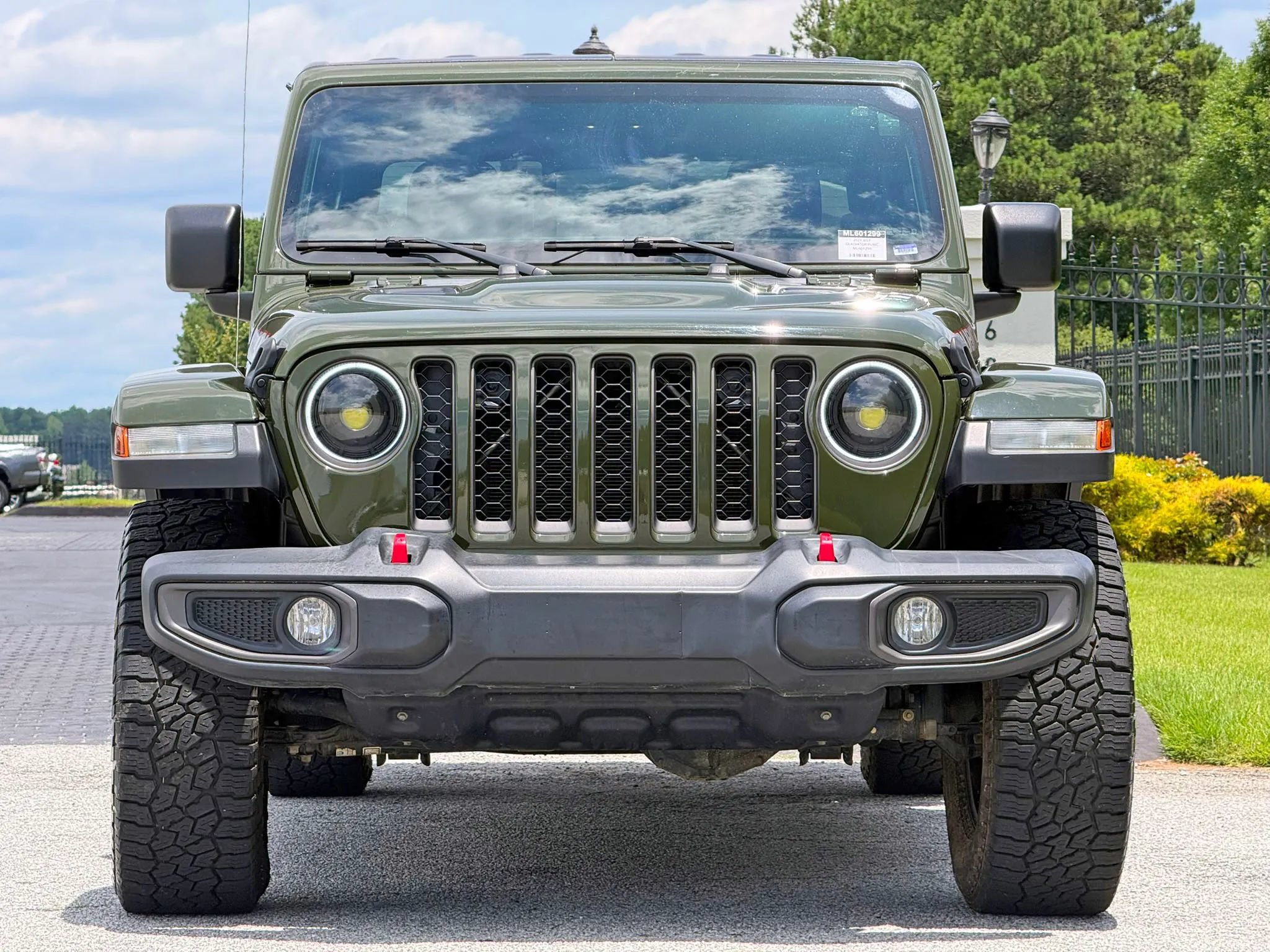 Used 2021 Jeep Gladiator Rubicon w/ Trailer Tow Package AWD/4WD image 3