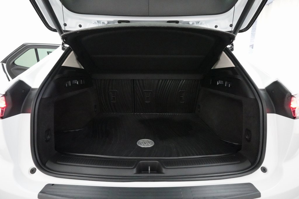 Used 2023 Buick Envision Avenir image 10