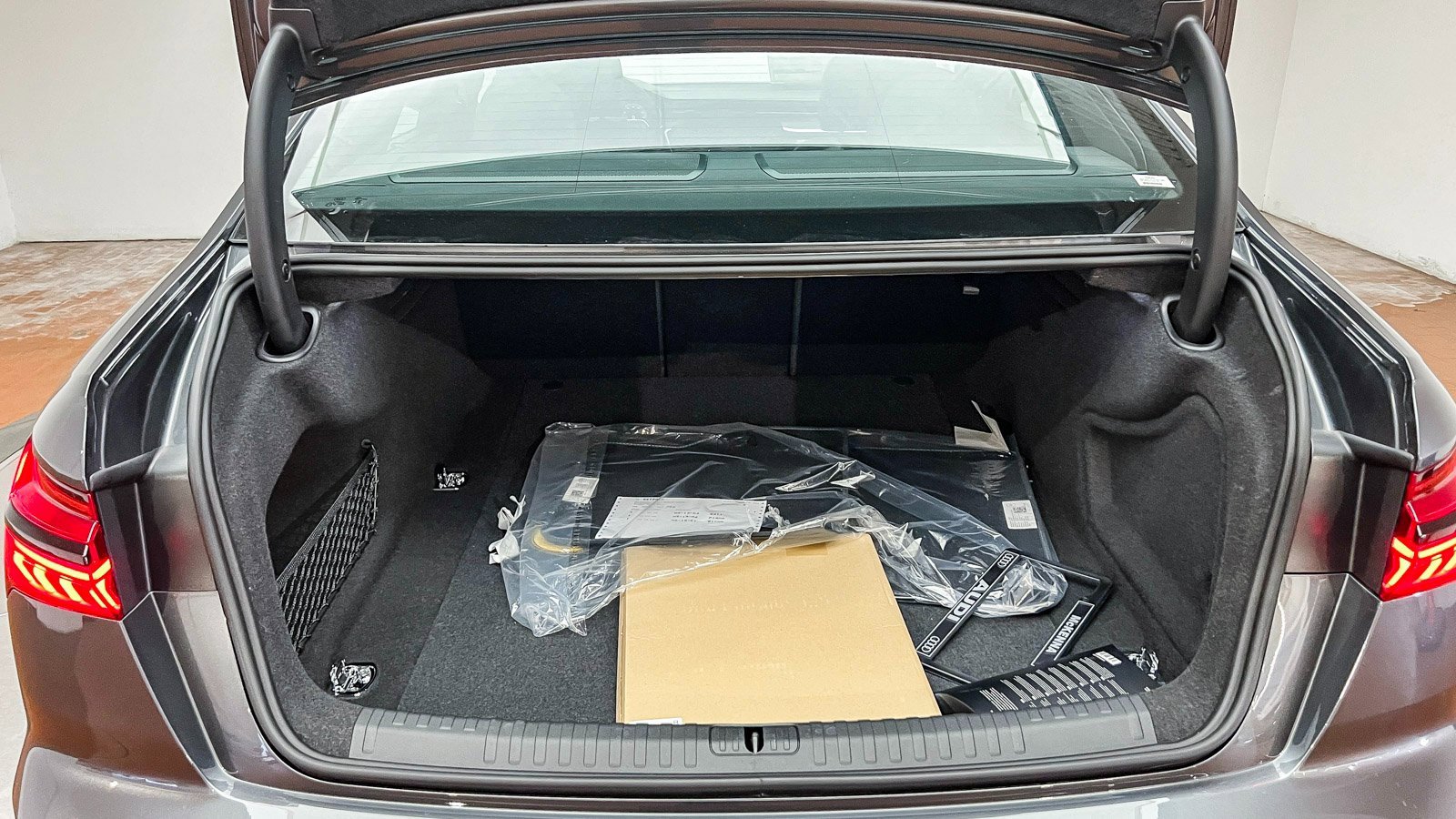 New 2025 Audi A6 3.0T Prestige image 29