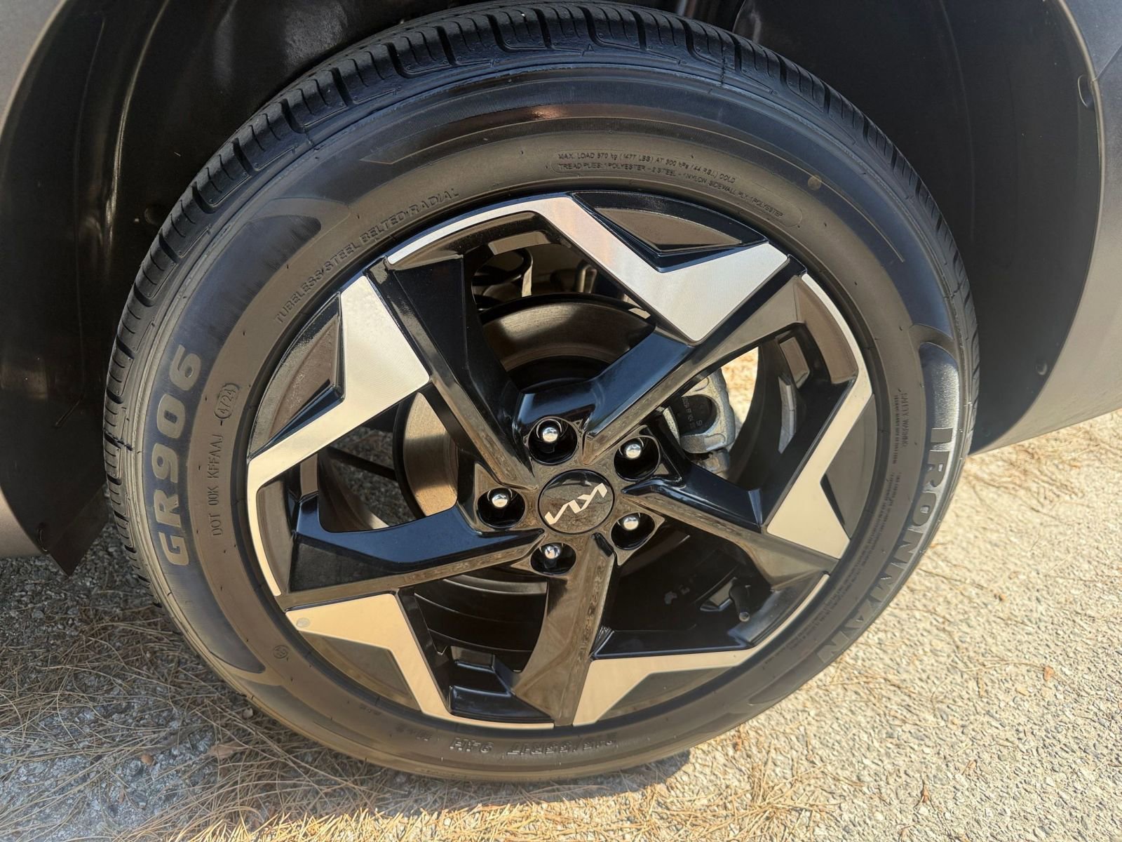 Used 2025 Kia Seltos S image 27