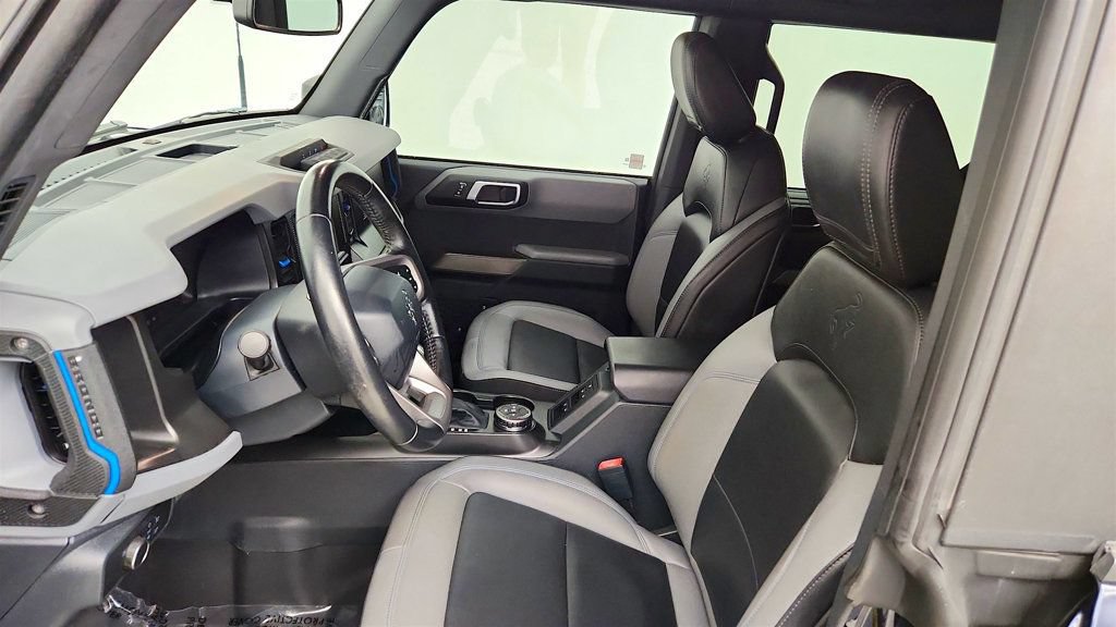 Used 2021 Ford Bronco Black Diamond AWD/4WD image 12