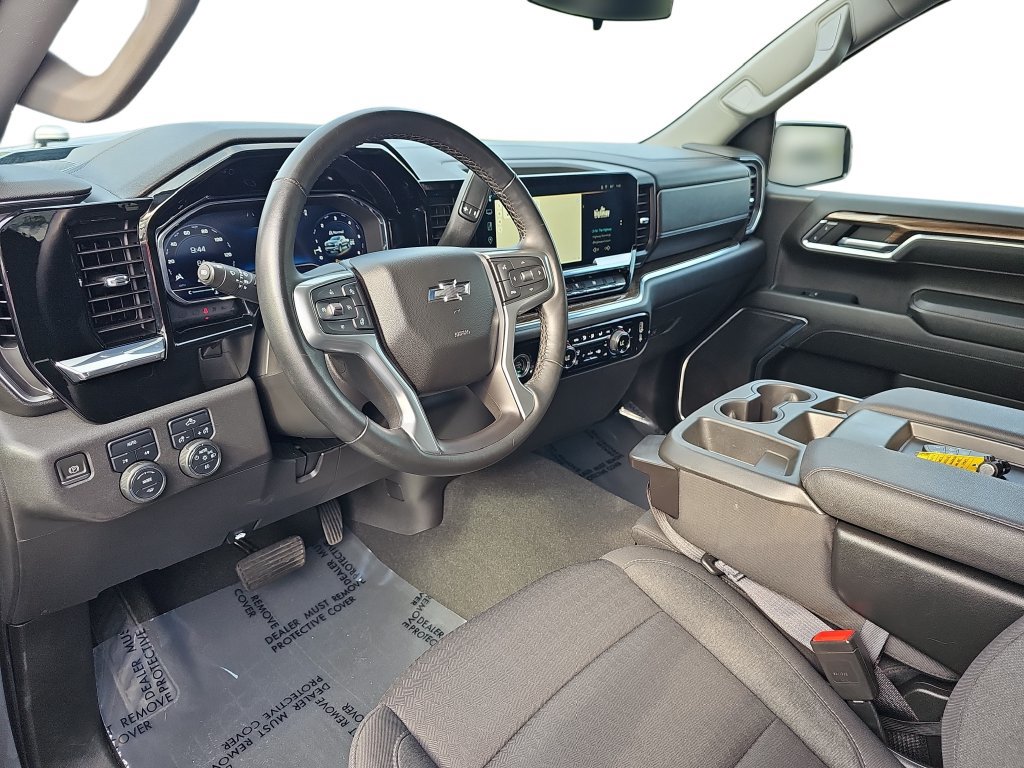 Used 2023 Chevrolet Silverado 1500 RST AWD/4WD image 16
