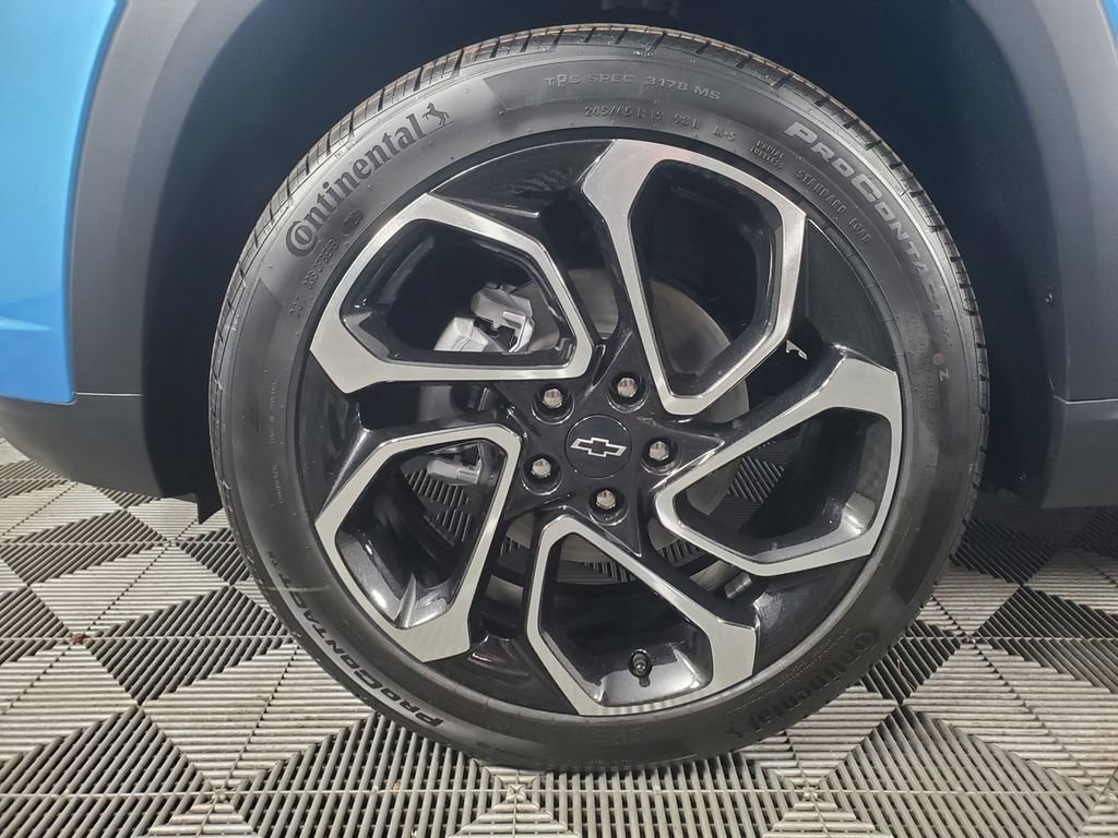 New 2026 Chevrolet Trax RS w/ Sunroof Package FWD image 28