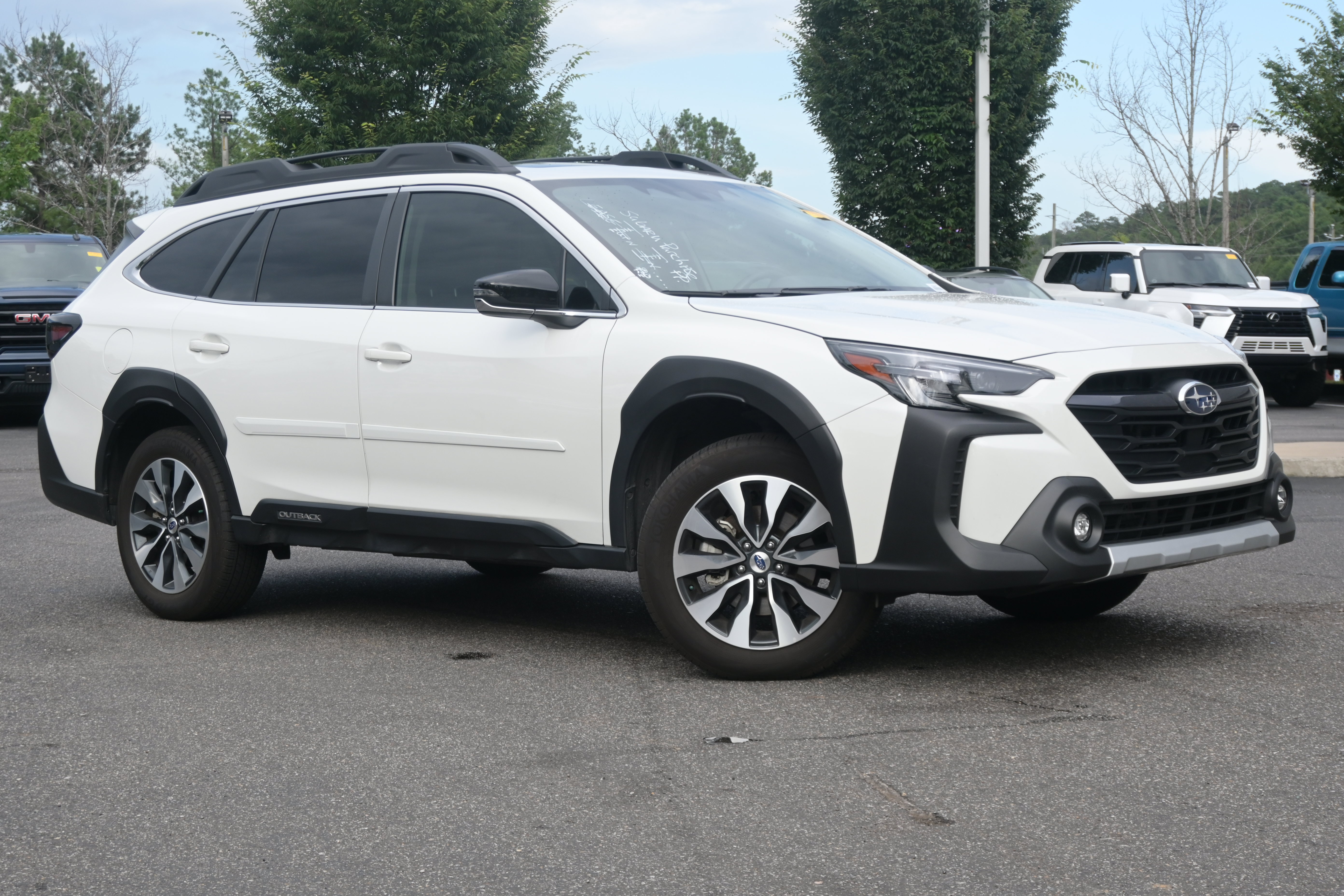 Used 2024 Subaru Outback Limited XT AWD/4WD image 2