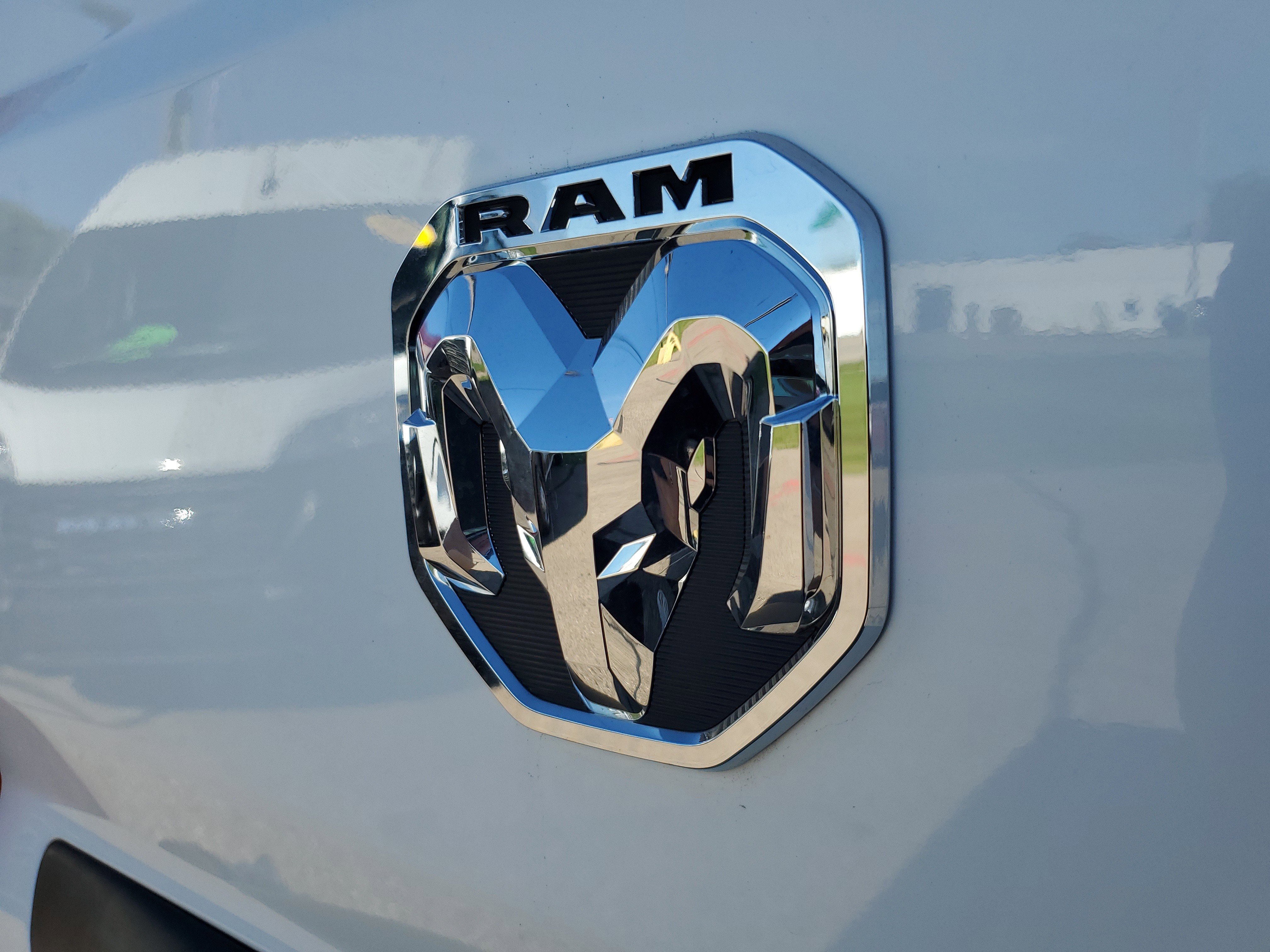 Used 2025 RAM ProMaster 2500 w/ Convenience Group image 26